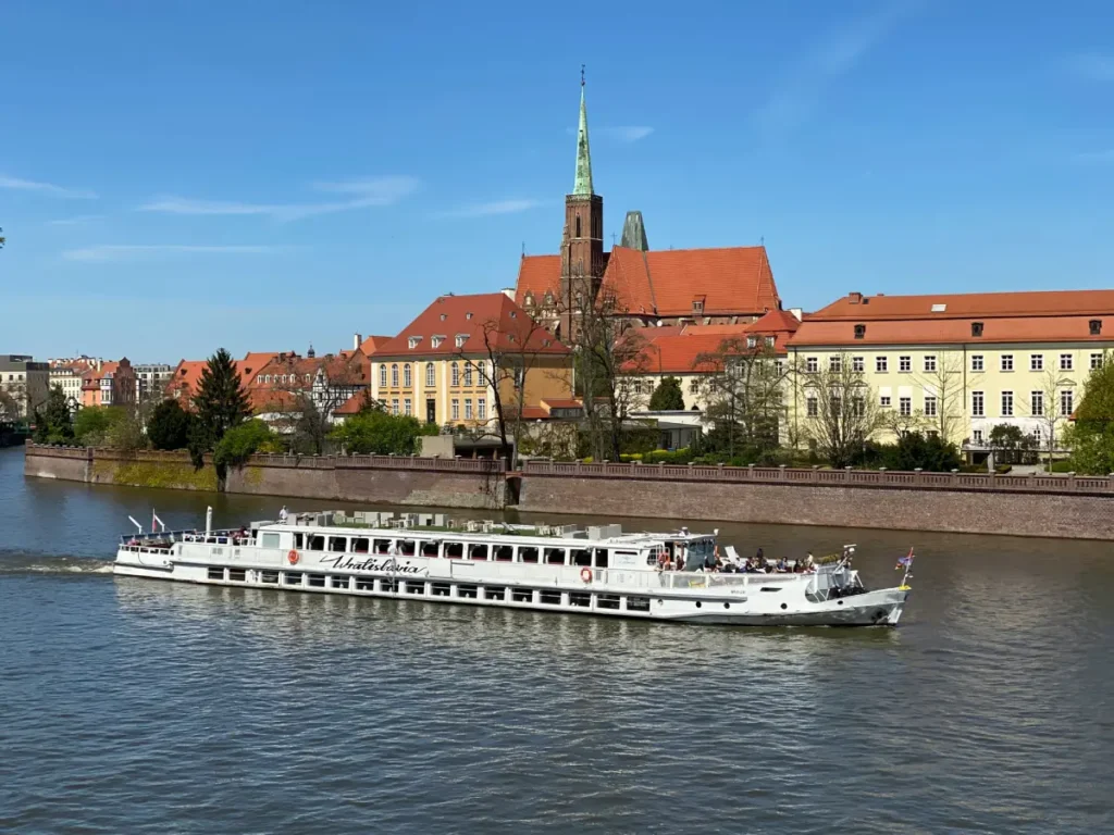 River Cruising Explained: A First‑Timer’s Guide for Corporate & Group Travelers